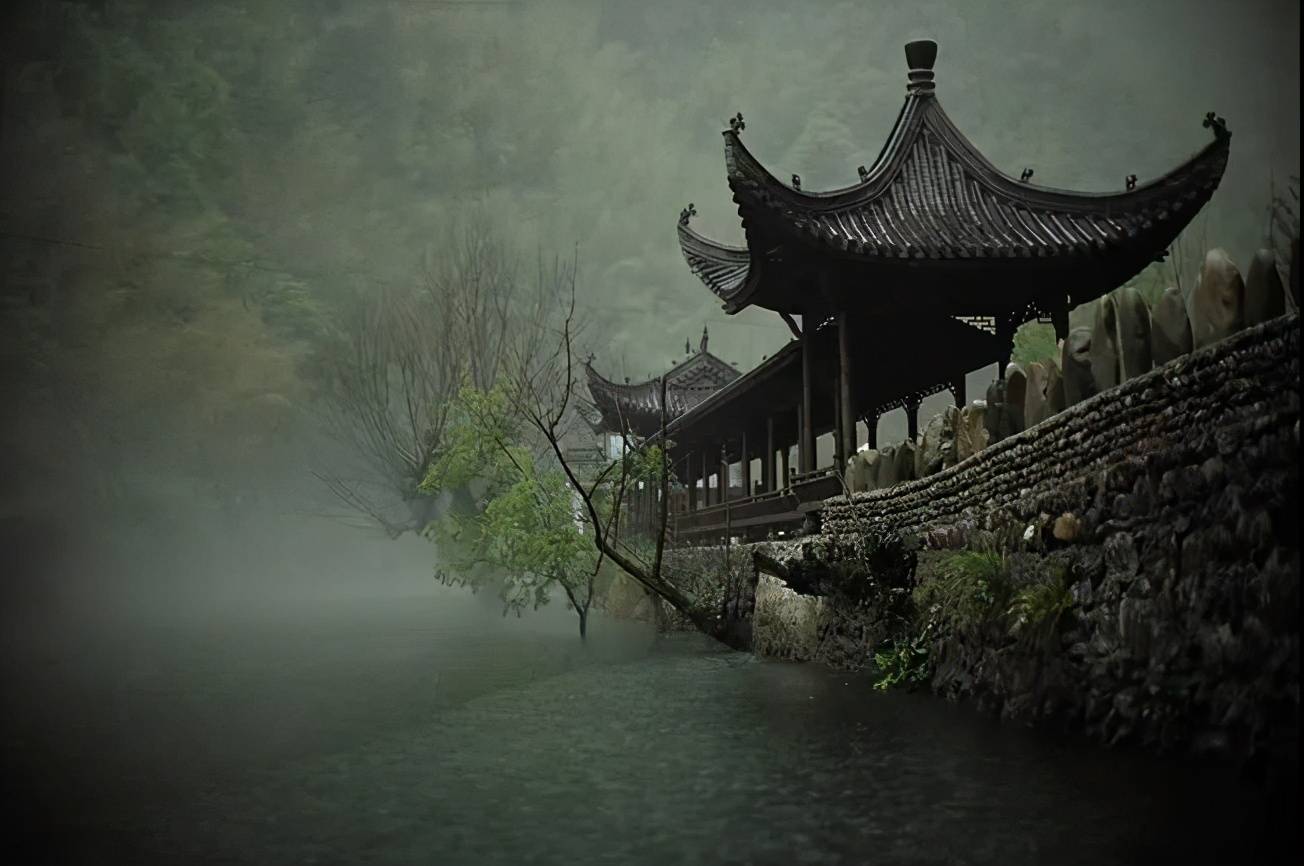 渭城朝雨浥轻尘客舍青青柳色新